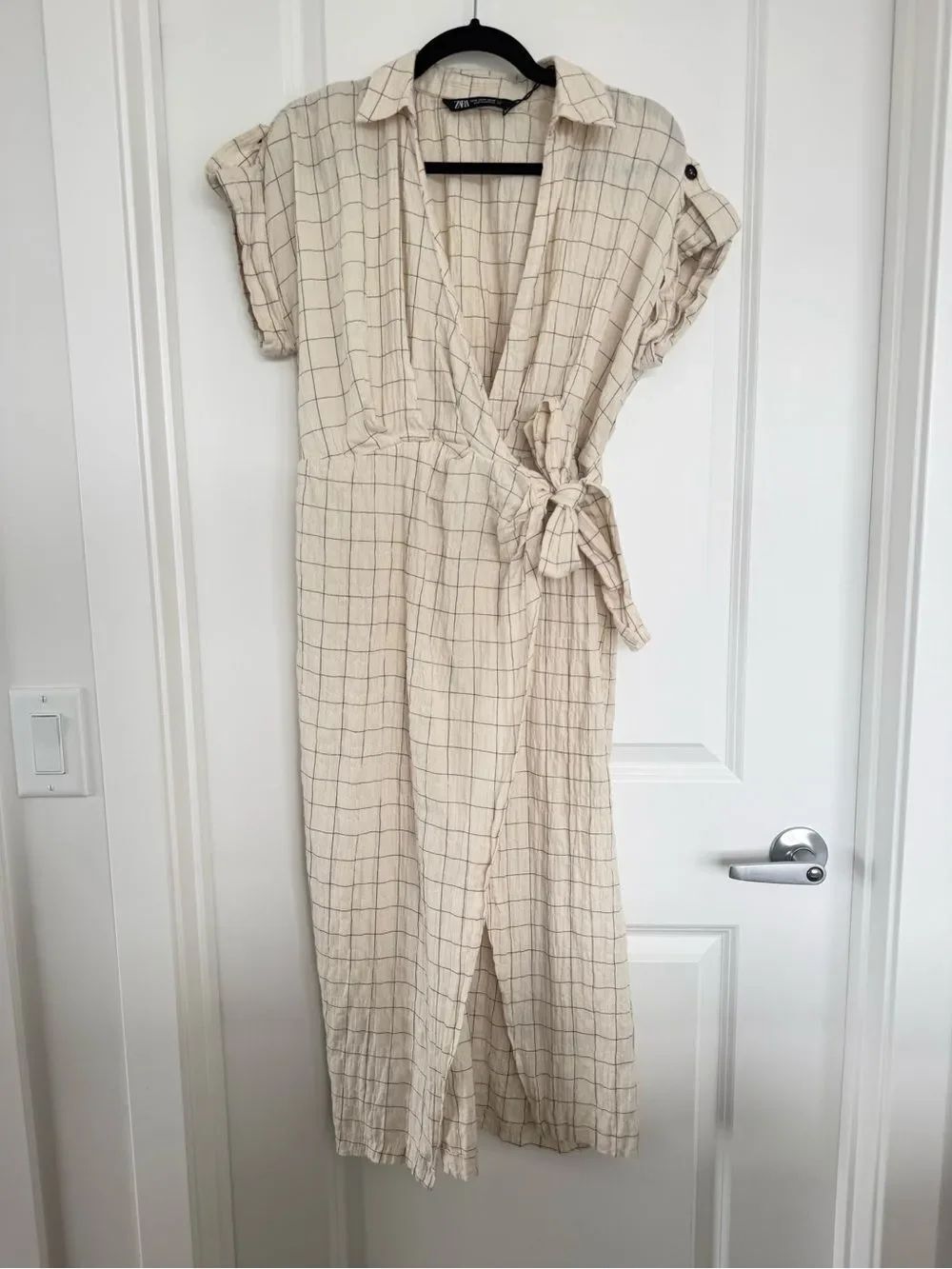 ZARA | Cream Wrap Midi Dress - Size xs